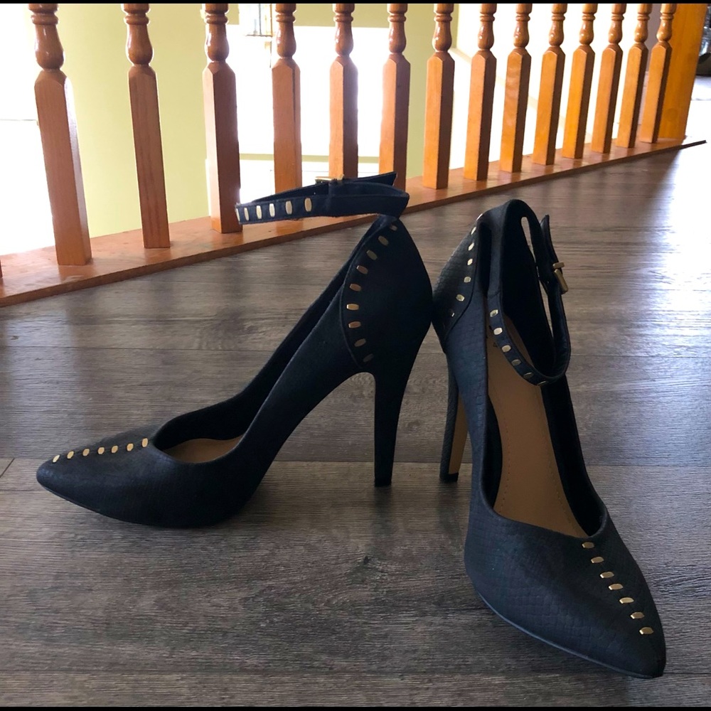 H&M- Studded Gray Snake Print Heels
